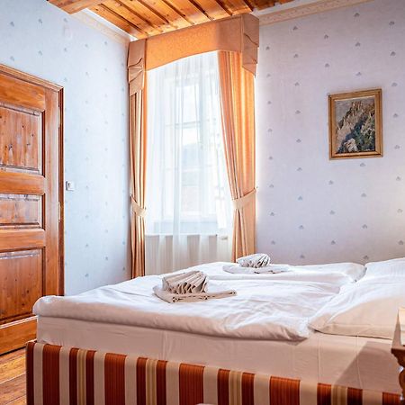 Penzion Cosmopolitan I. Banská Štiavnica Eksteriør bilde